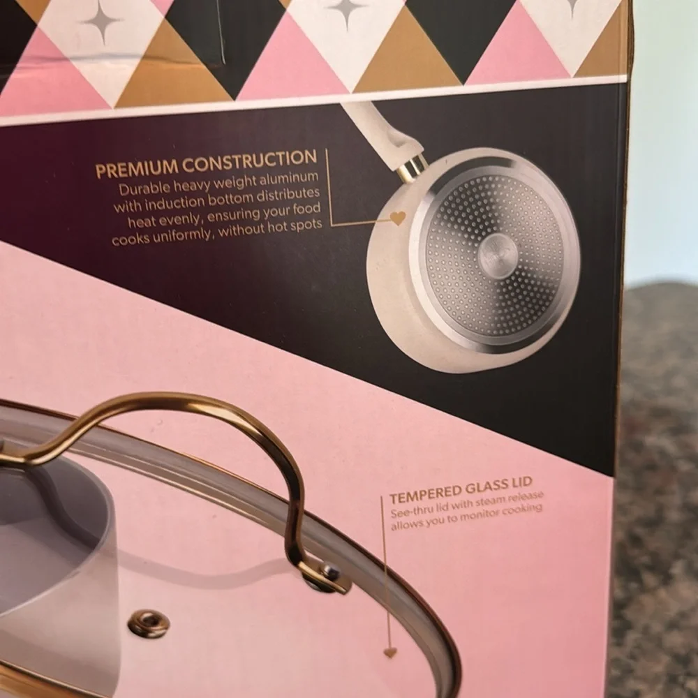 Paris Hilton White and Gold Sauté Pan with Glass Lid NEW